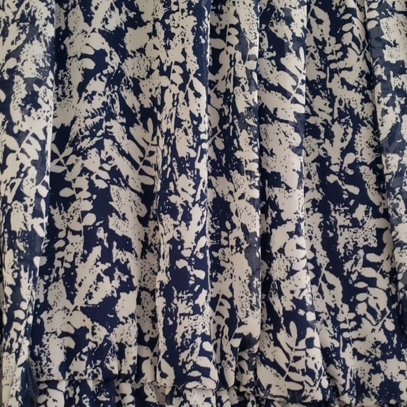 Navy and white patterned dress. - Picture 2 of 2